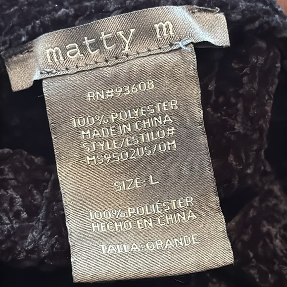 🎄BLACK SWEATER 🎄 - Picture 3 of 4